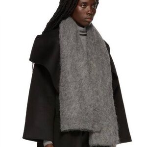 Toteme Gray Alpaca Wool Scarf Wrap